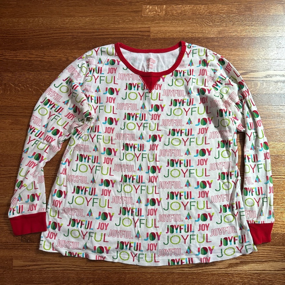 Wondershop Women’s Holiday Joyful Print Matching Family Pajama Set